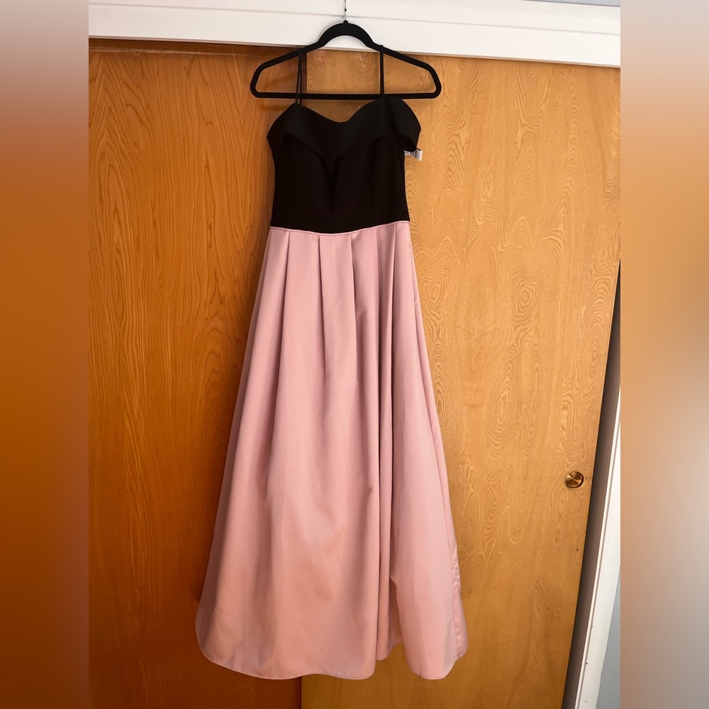 Nightway Gown. Size 12. Worn once to a wedding. Wife cleaning out.